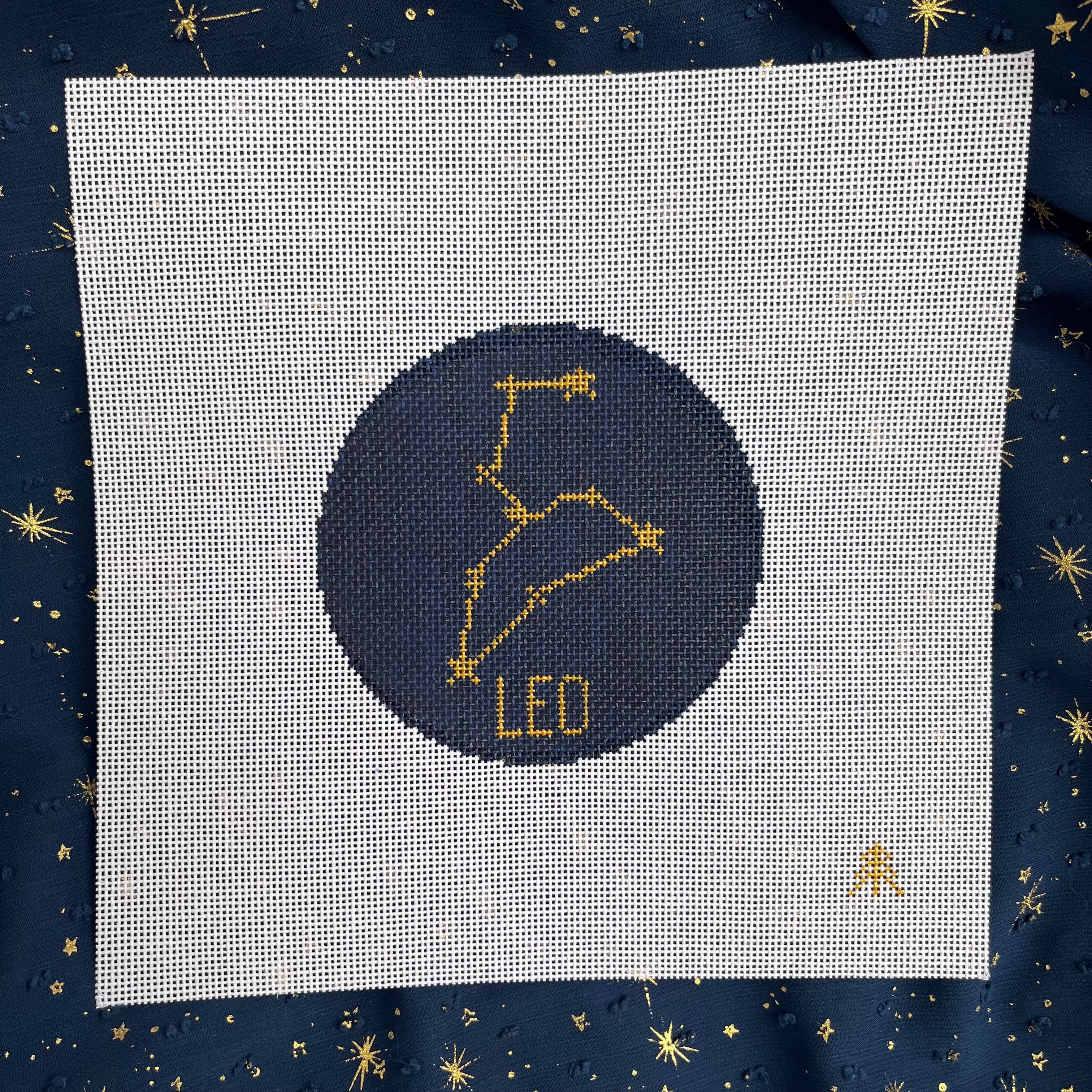 Leo Hand-painted Needlepoint Zodiac Constellation 4" Round, 18 count