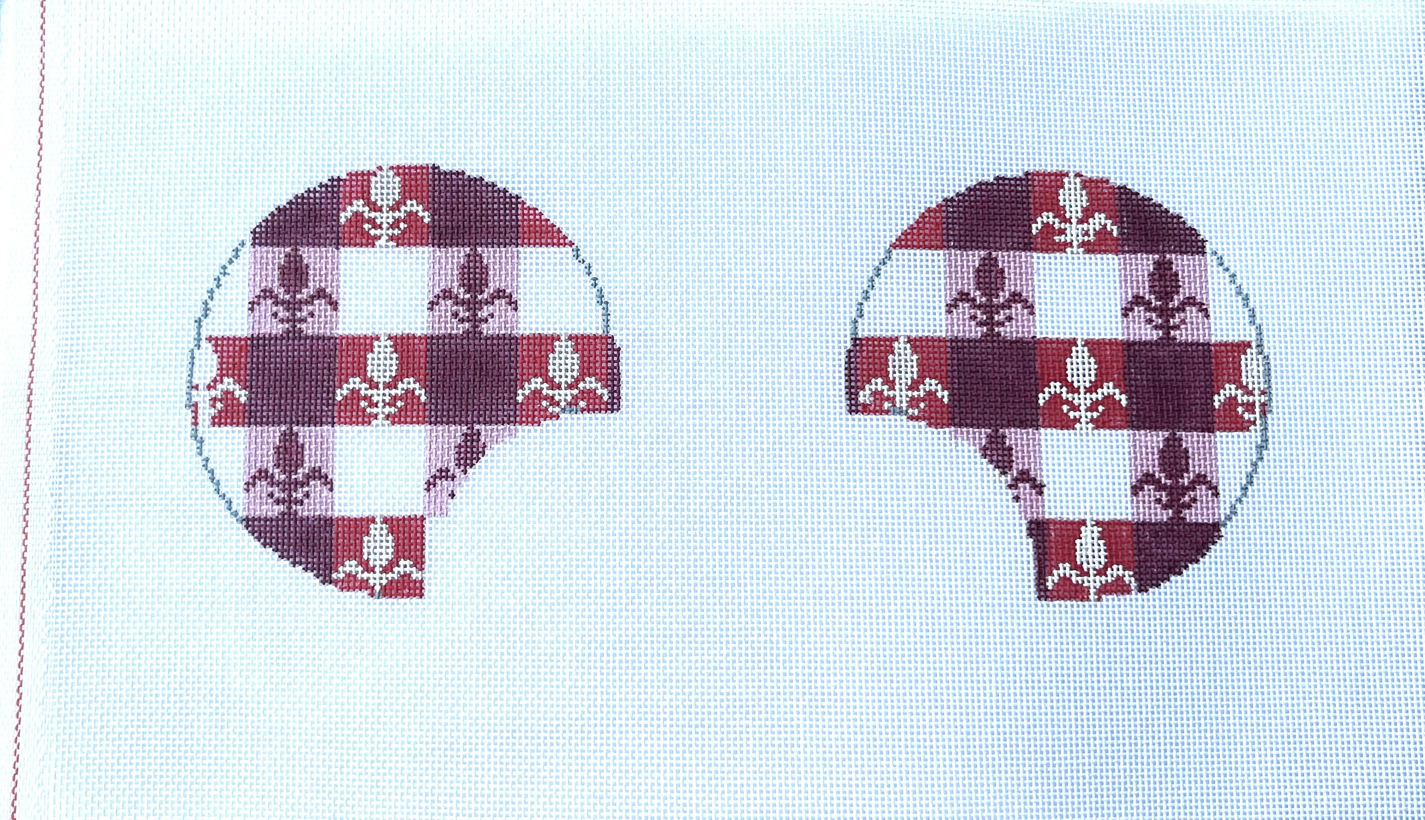Mouse Ears- Anyone Can Cook- Red  Fleur de Lis- 18 count